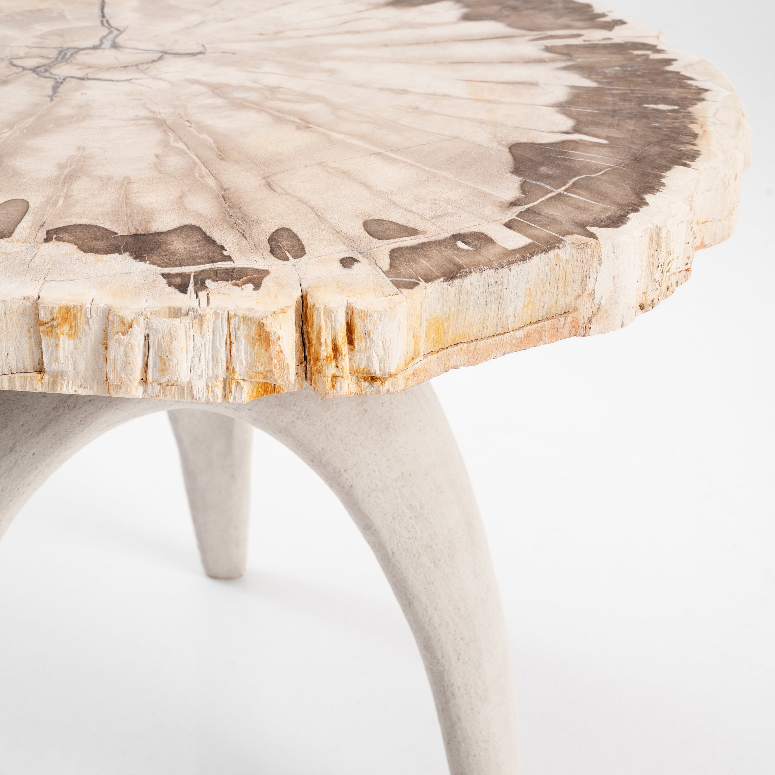 Bermuda Triangle • Table